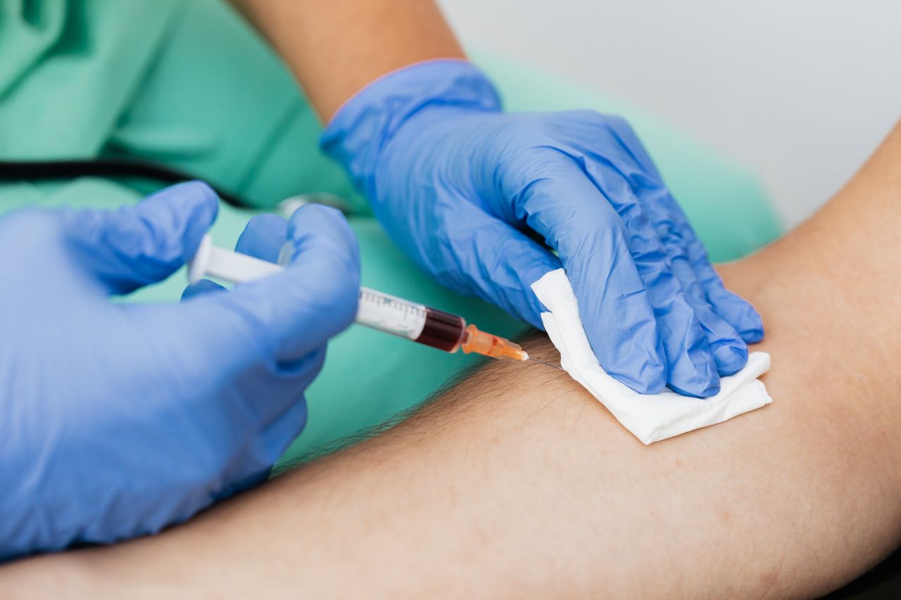 Jak číst svůj hormonální krevní panel: Odborný průvodce výsledky z laboratoře